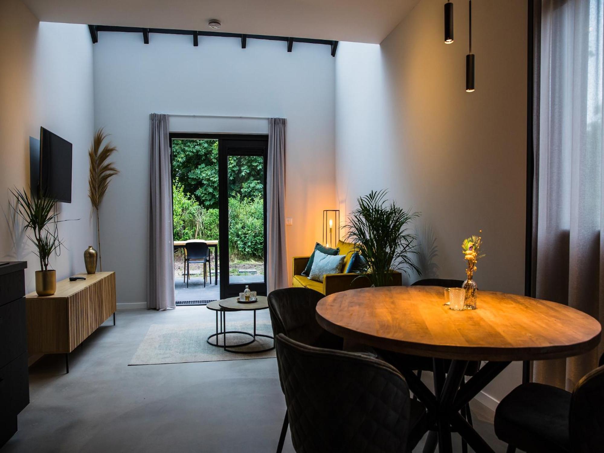 Cozy Holiday Home In Vrouwenpolder Close To The Beach Ngoại thất bức ảnh