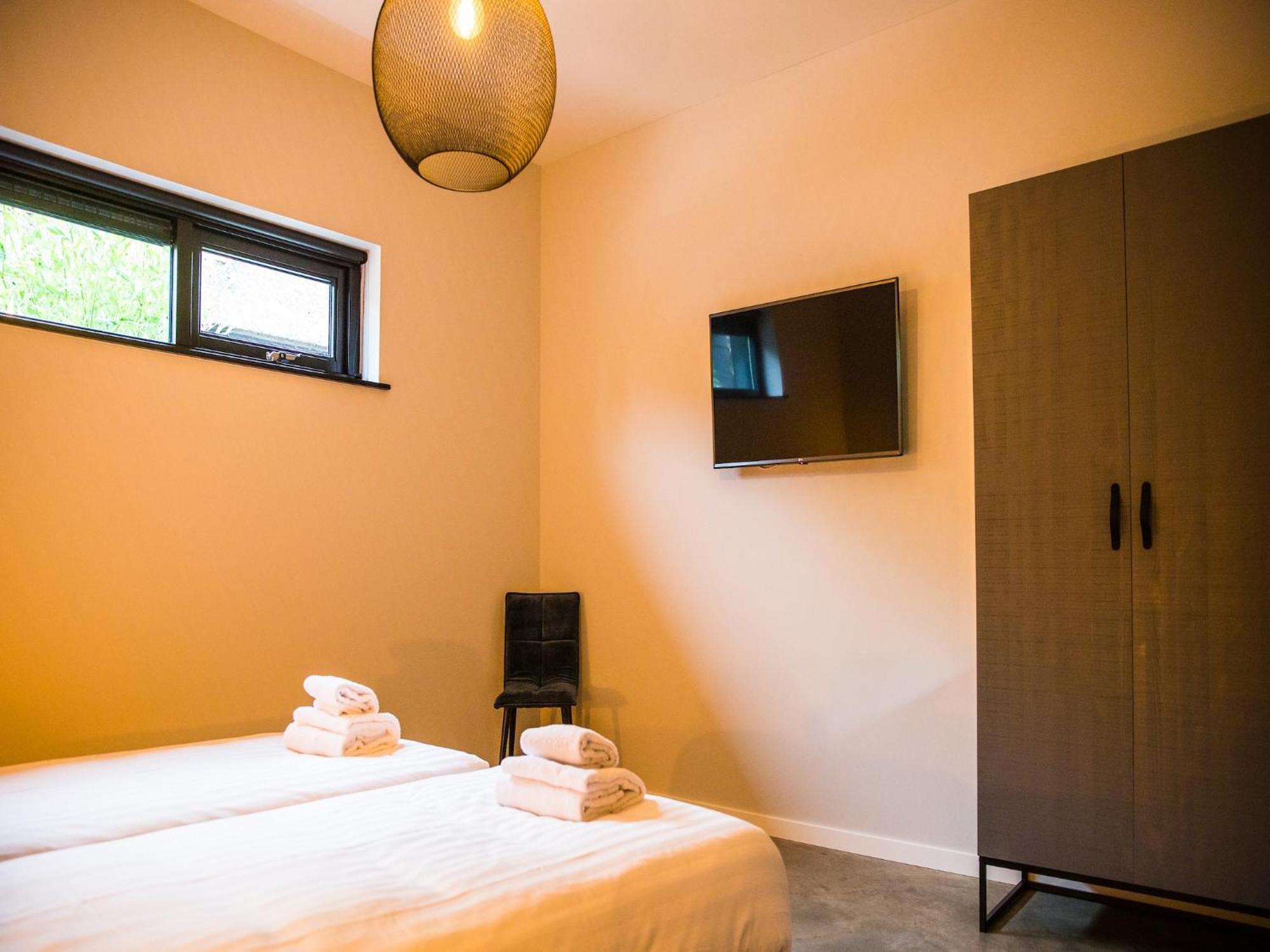 Cozy Holiday Home In Vrouwenpolder Close To The Beach Ngoại thất bức ảnh
